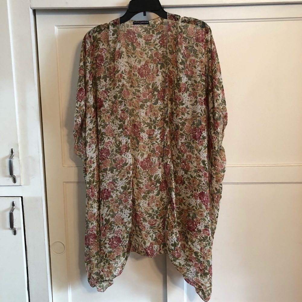 Brandy Melville floral kimono! - Picture 3 of 6